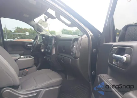 2021 Chevrolet Silverado 1500 4Wd Double Cab Standard Bed Custom z USA, uszkodzony, nr VIN 1GCRYBEK3MZ299202